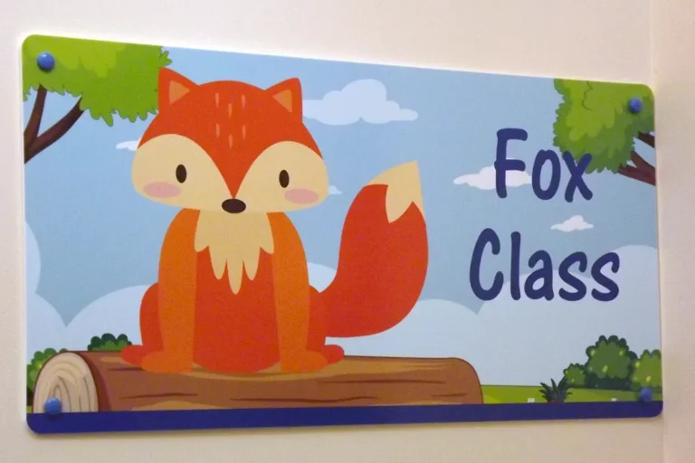 class-name-signage-howe-park-school-milton-keynes-1 Classroom name sign featuring fox graphic on wall outside classroom - Howe Park School, Milton Keynes